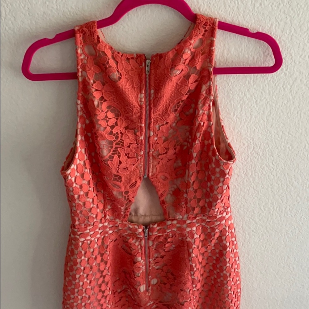Dress - Picture 2 of 6